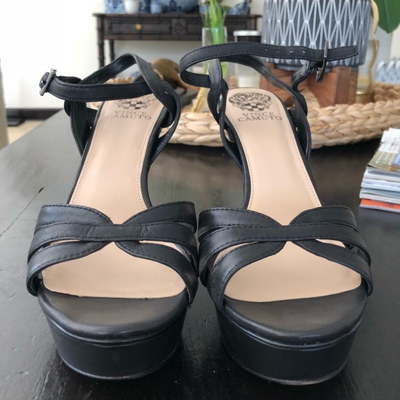 Vince Camuto platform stiletto - Picture 4 of 6